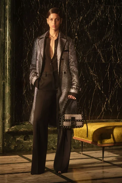 Look 46